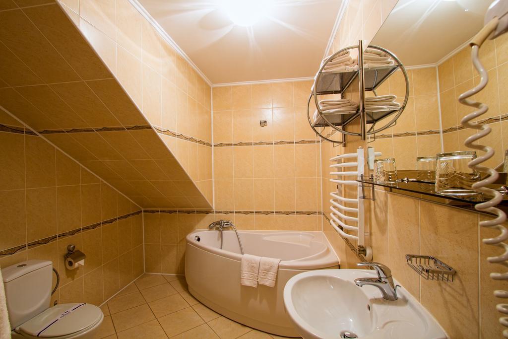 Stanislavsky Hotel Group Yaremche Exterior foto